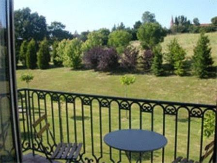 Готель L'Oustal Du Lauragais Labastide-Beauvoir Екстер'єр фото